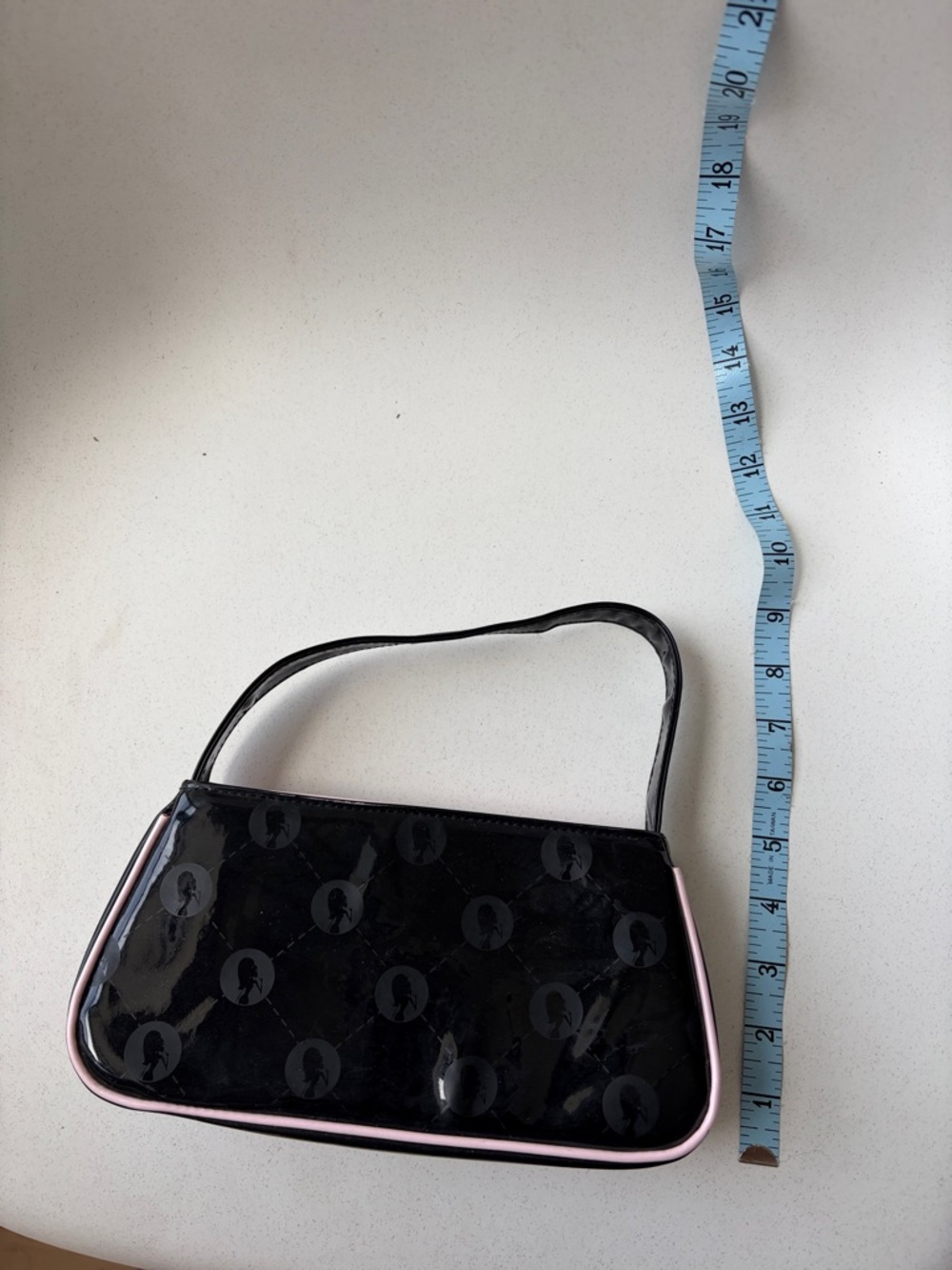 Y2K 2003 Too faced patent  Patent Shoulder Bag with Pink Trim